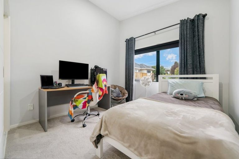 Photo of property in 189a Edmonton Road, Te Atatu South, Auckland, 0610