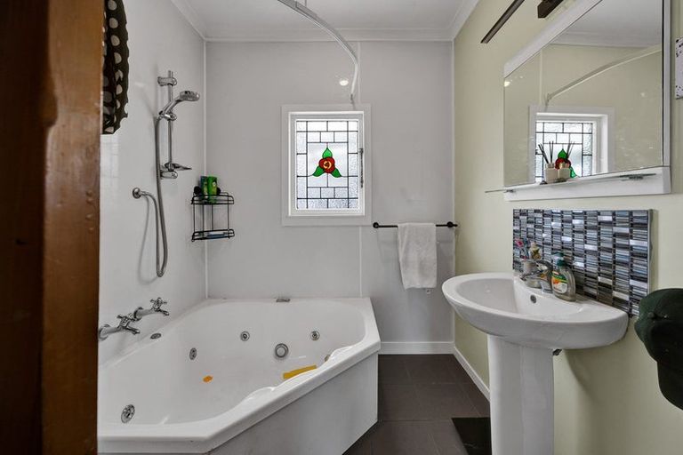 Photo of property in 136 Argyle Street, Hawera, 4610