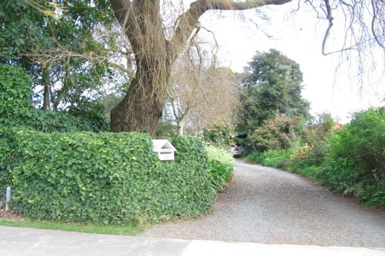 Photo of property in 52 Summerhill Drive, Fitzherbert, Palmerston North, 4410