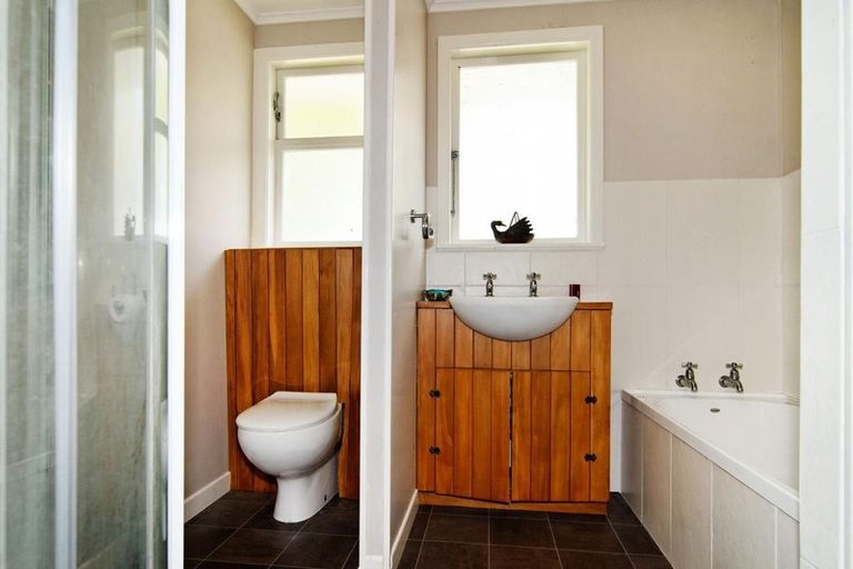 Photo of property in 1622 South Head Road, South Head, Helensville, 0874