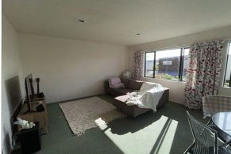 Photo of property in 10 Burdale Street, Riccarton, Christchurch, 8011