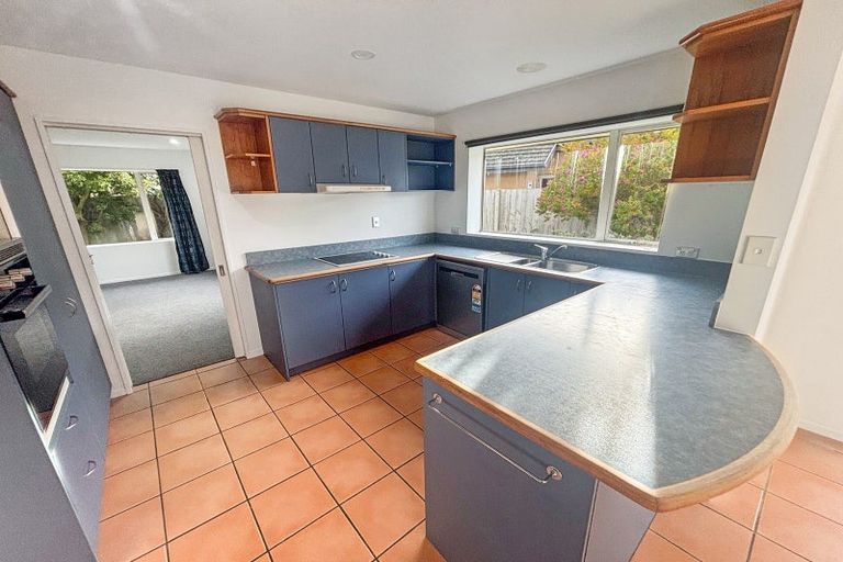 Photo of property in 20 Kotuku Crescent, Woolston, Christchurch, 8023