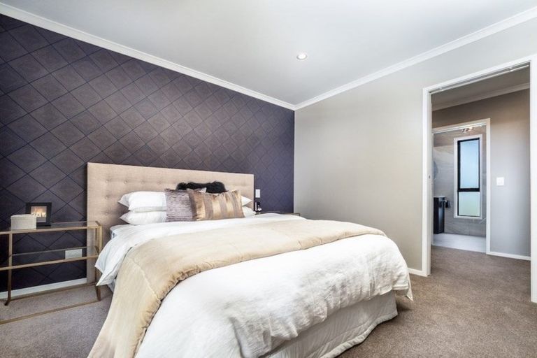 Photo of property in 2 Walter Lawry Road, Paerata, Pukekohe, 2124