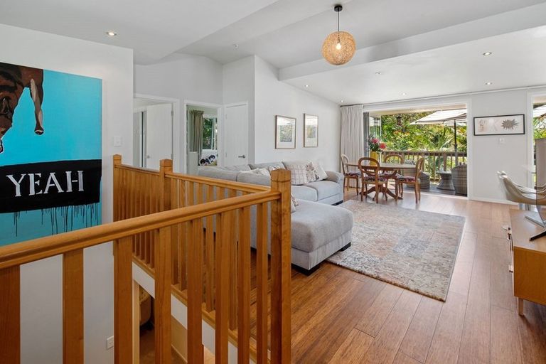 Photo of property in 860 Beach Road, Waiake, Auckland, 0630