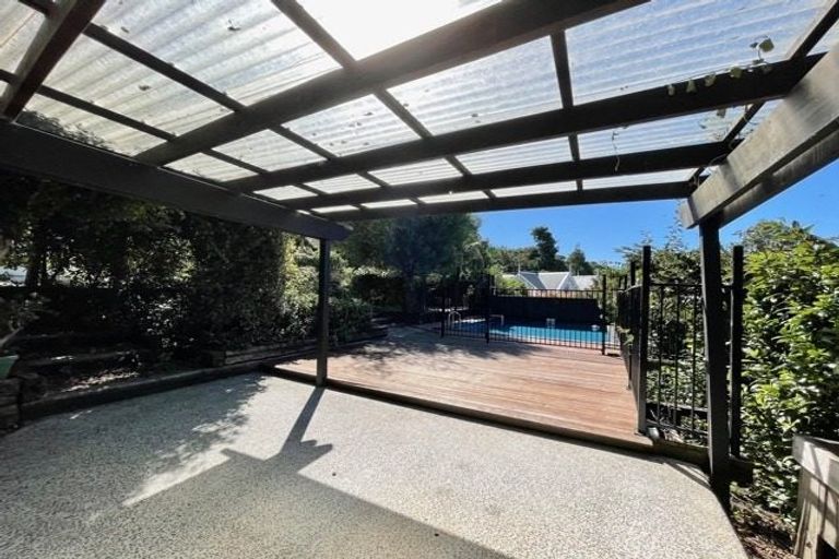 Photo of property in 12 Moore Street, Hillcrest, Auckland, 0627