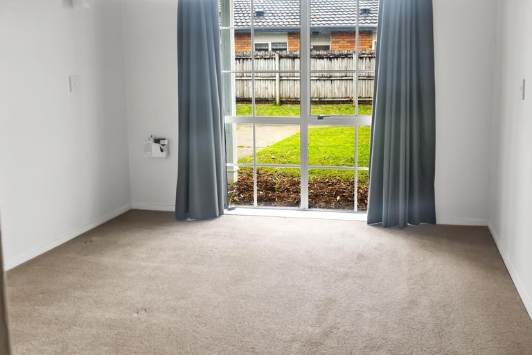 Photo of property in 1/5 Napoleon Avenue, Milford, Auckland, 0620