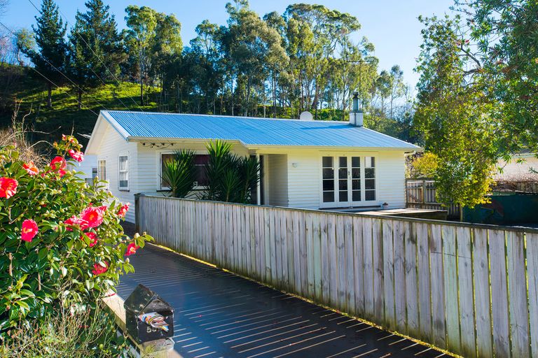 Photo of property in 59 Endcliffe Road, Kaiti, Gisborne, 4010