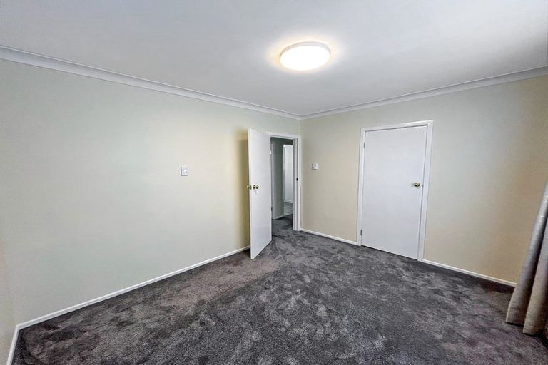 Photo of property in 5 Raupo Street, Castlecliff, Whanganui, 4501