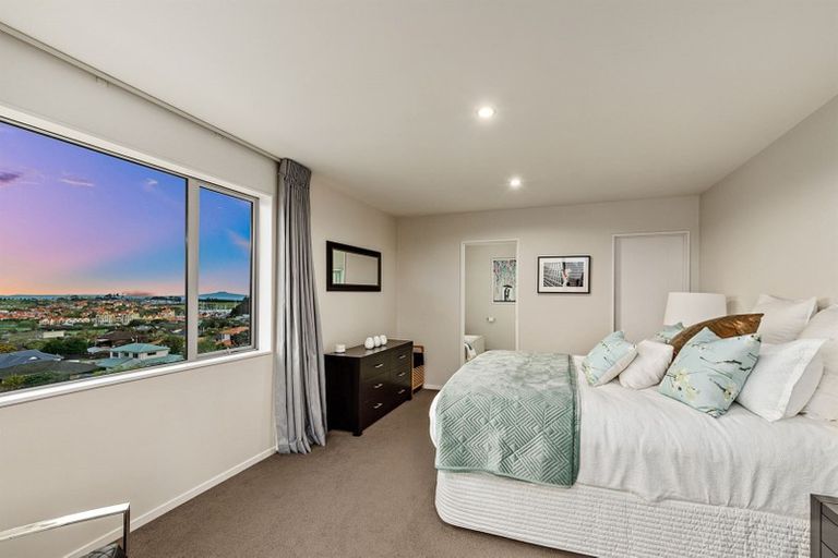 Photo of property in 1211 Whangaparaoa Road, Gulf Harbour, Whangaparaoa, 0930