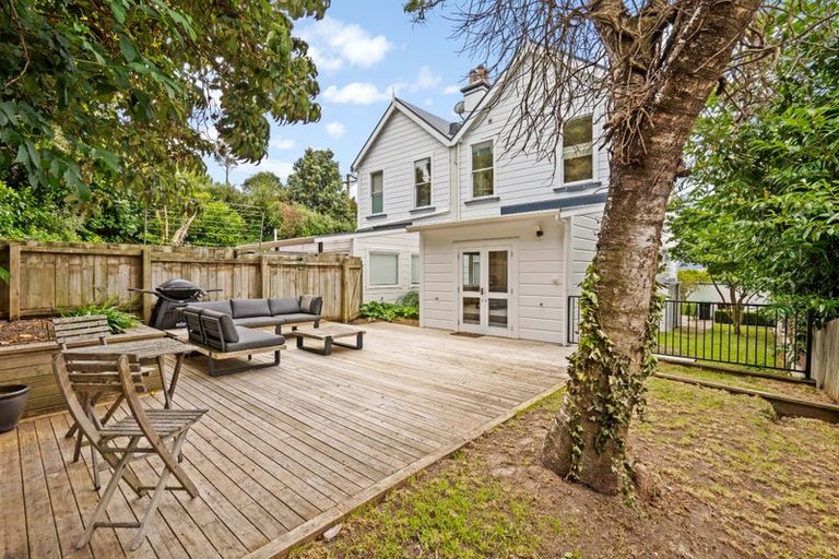 Photo of property in 32 Erin Street, Roslyn, Dunedin, 9010