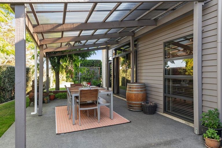 Photo of property in 42 Reka Street, Parklands, Christchurch, 8083