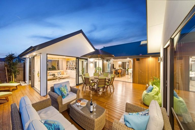 Photo of property in 19 Barewood Grove, West Melton, 7618