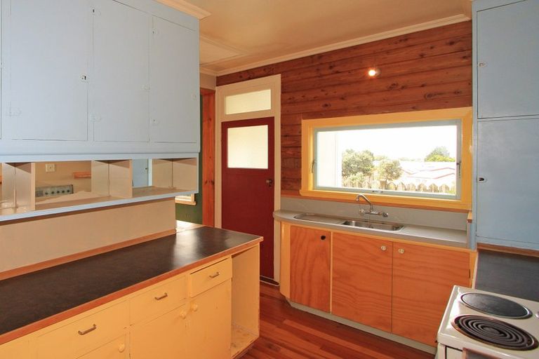 Photo of property in 5a Martin Road, Paraparaumu Beach, Paraparaumu, 5032