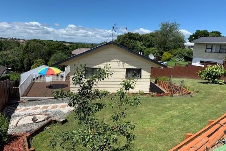 Photo of property in 12 Flamingo Court, Goodwood Heights, Auckland, 2105