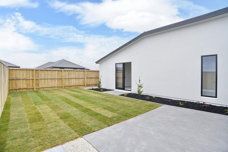 Photo of property in 36 Cousins Street, Woodend, 7691