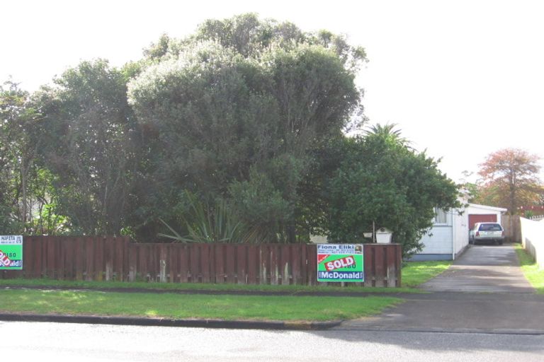 Photo of property in 8 York Road, Papatoetoe, Auckland, 2104