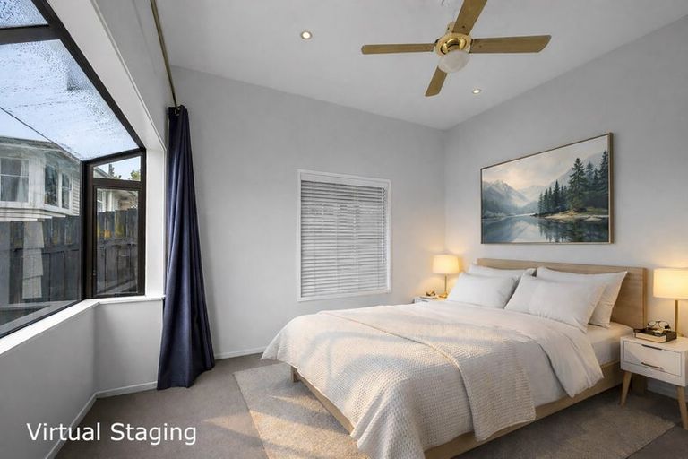 Photo of property in 28 Elizabeth Drive, West Harbour, Auckland, 0618