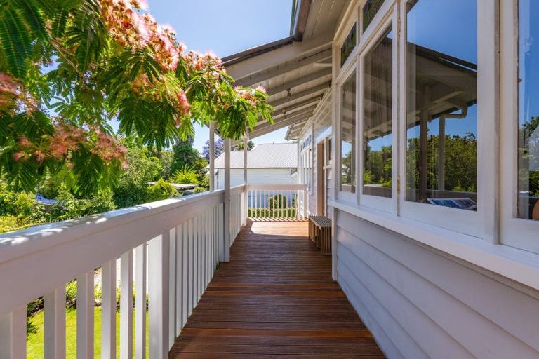 Photo of property in 23 Cameron Road, Bluff Hill, Napier, 4110