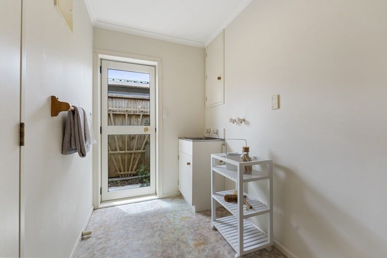 Photo of property in 5a Marama Crescent, Palmerston North, 4414