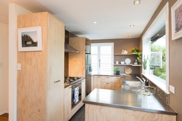 Photo of property in 36a Westmere Crescent, Westmere, Auckland, 1022