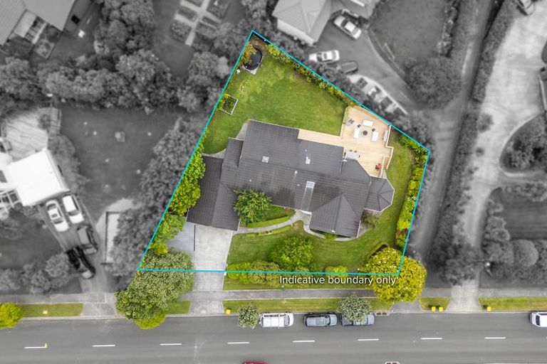 Photo of property in 77 Joseph Banks Drive, Whitby, Porirua, 5024