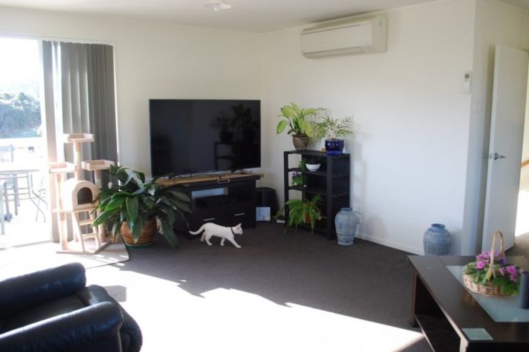 Photo of property in 37 Valley Road, Hikurangi, 0114
