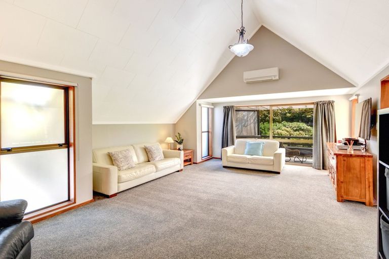 Photo of property in 30 Lynas Street, Outram, 9019