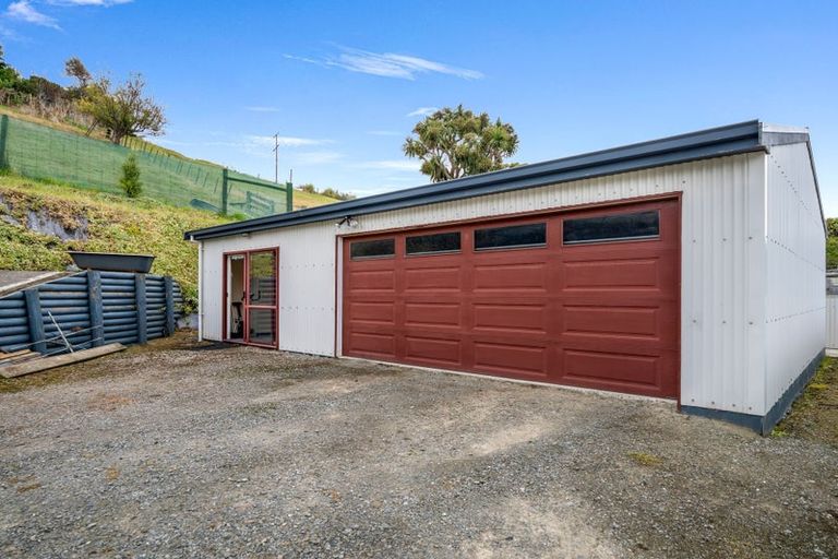 Photo of property in 11 Roxby Street, South Hill, Oamaru, 9400