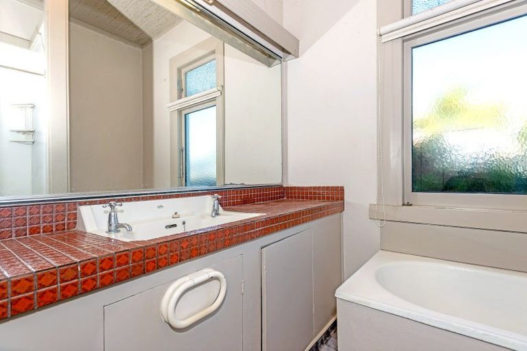 Photo of property in 11 Hunter Street, Te Hapara, Gisborne, 4010