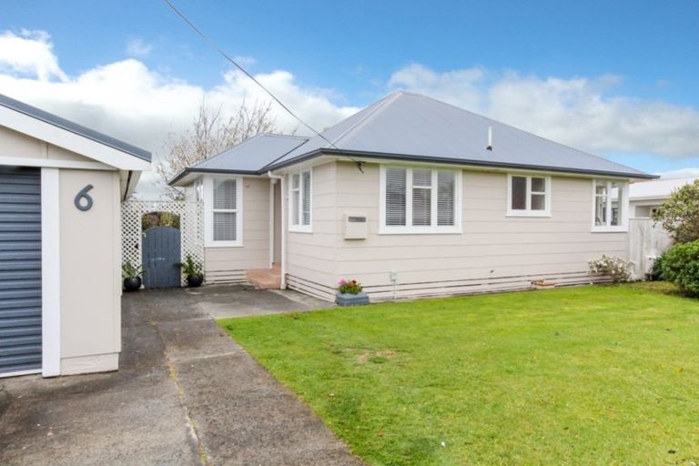 Photo of property in 6 Blackmore Street, Lynmouth, New Plymouth, 4310