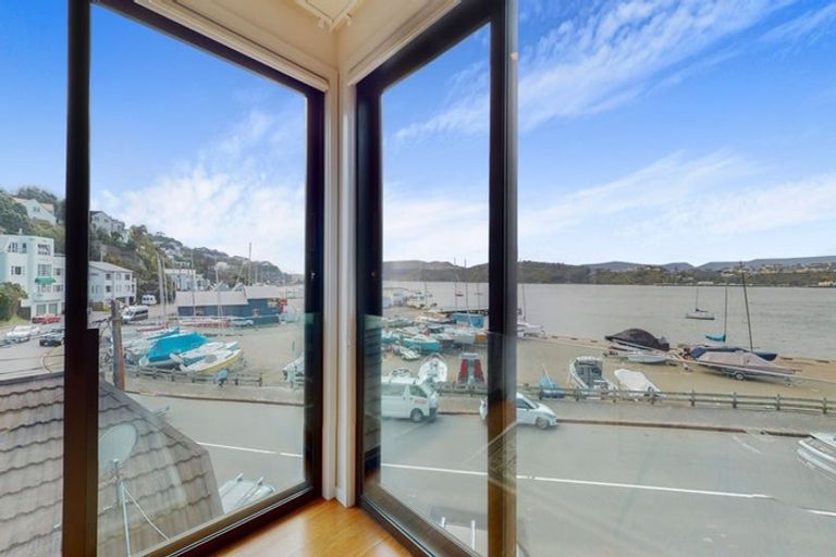 Photo of property in 460 Evans Bay Parade, Hataitai, Wellington, 6021
