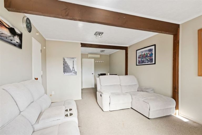 Photo of property in 16 Birch Street, Johnsonville, Wellington, 6037