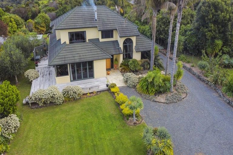 Photo of property in 28 Skudders Beach Road, Kerikeri, 0294