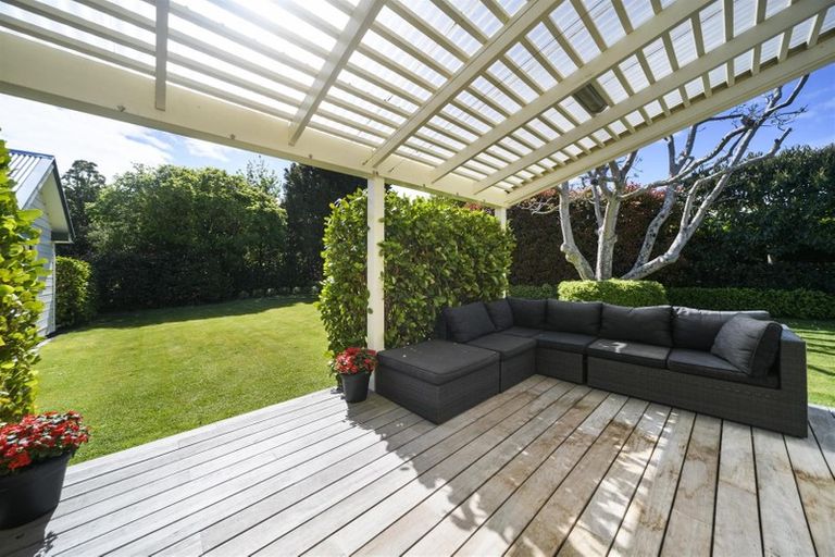 Photo of property in 16 Bond Street, Marton, 4710