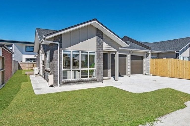 Photo of property in 31 Matata Drive, Takanini, 2112