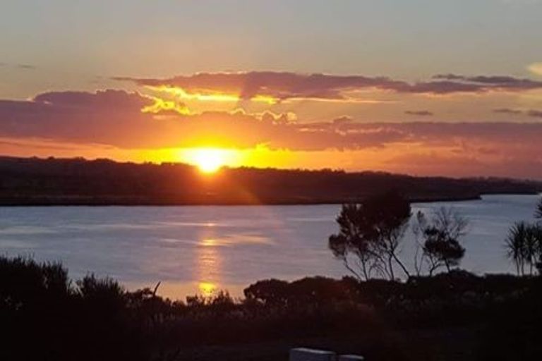 Photo of property in 26 Tokatoka Road, Ruawai, 0592