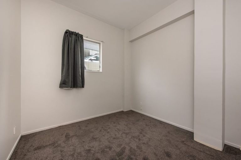 Photo of property in 2/27 Drummond Street, Mount Cook, Wellington, 6021