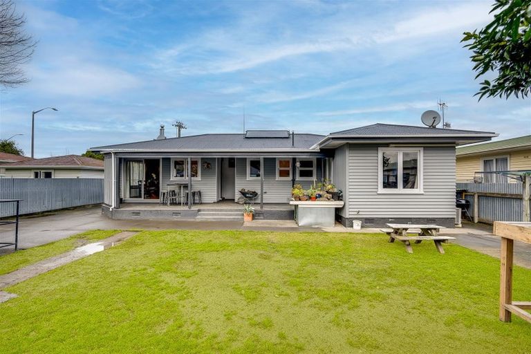 Photo of property in 3 Oldham Avenue, Onekawa, Napier, 4110