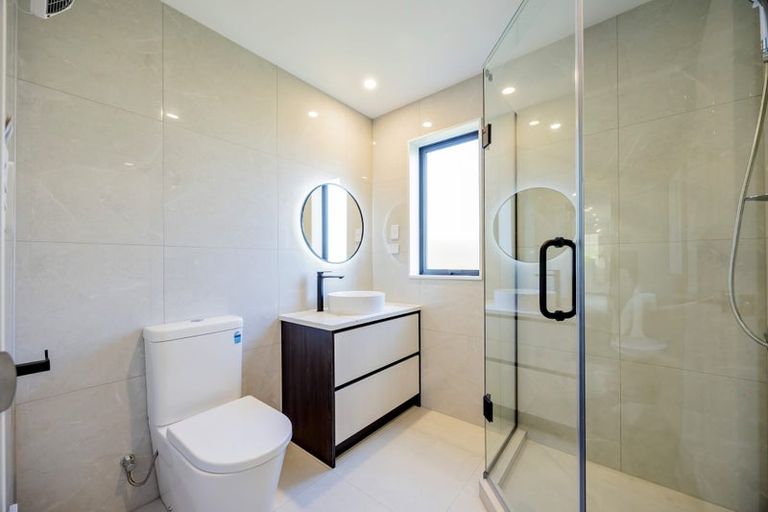 Photo of property in 263 West Hoe Heights, Orewa, 0931