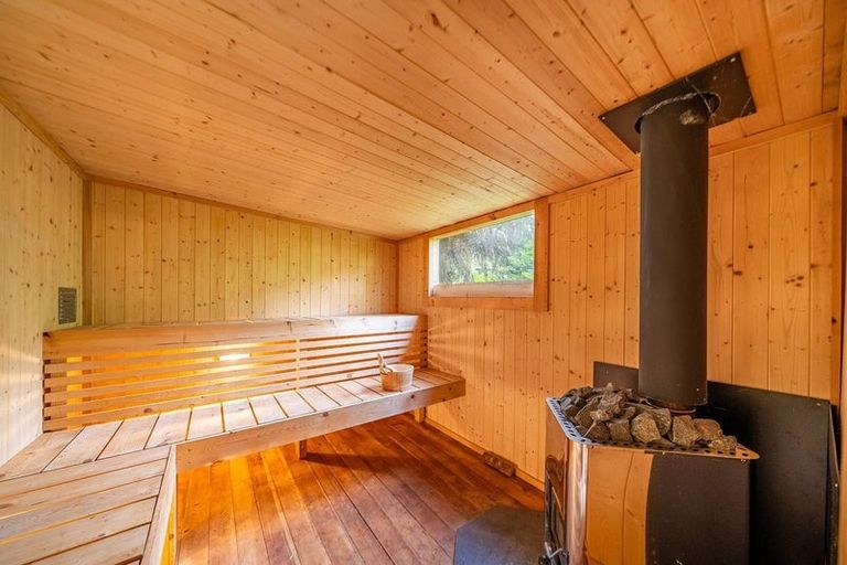 Photo of property in 23 Crest Road, Akatarawa, Upper Hutt, 5372