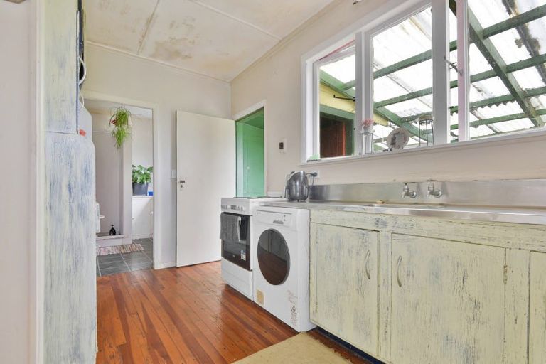 Photo of property in 1173 Karahaki Road, Waverley, 4591