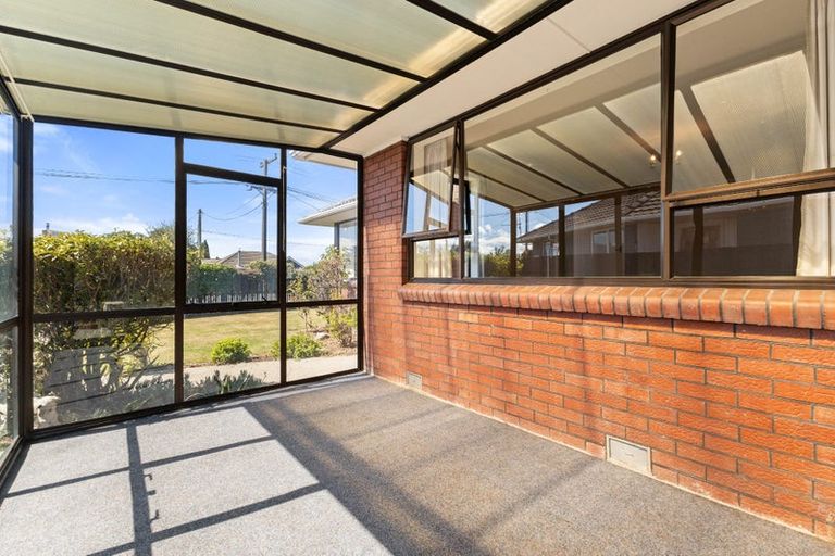 Photo of property in 16 Neill Street, Hornby, Christchurch, 8042