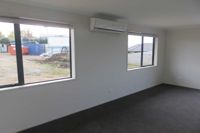 Photo of property in 15 Sinead Court, Grandview Heights, Hamilton, 3200