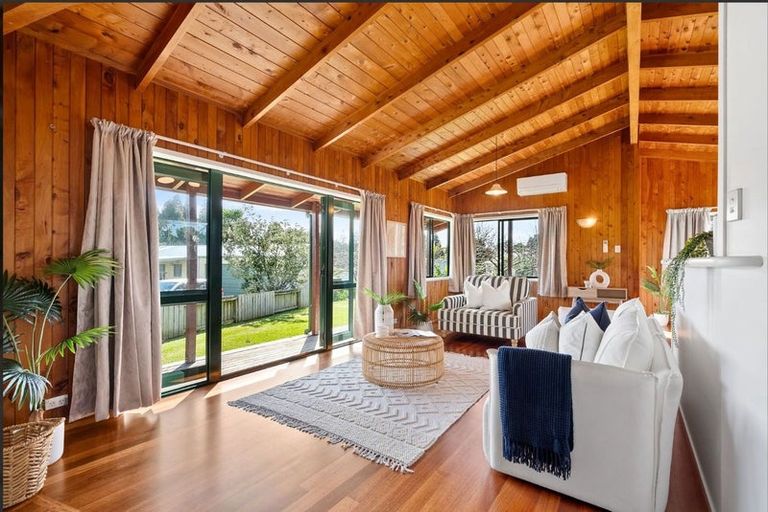 Photo of property in 8 Stonehaven Drive, Maungakaramea, Whangarei, 0178