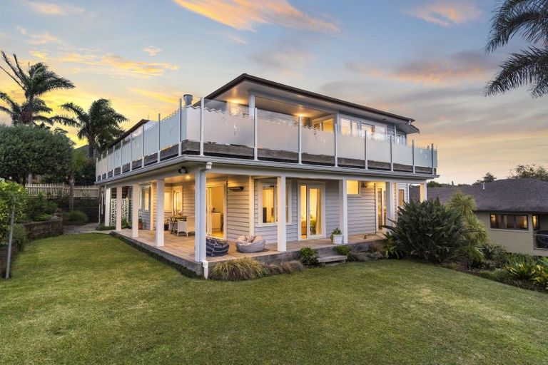 Photo of property in 7 Star Place, Cockle Bay, Auckland, 2014