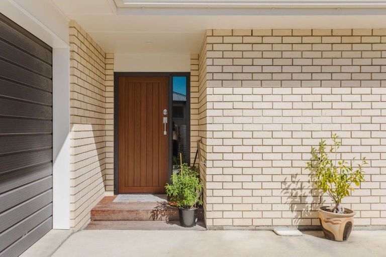 Photo of property in 22 Mcphee Street, Dannevirke, 4930