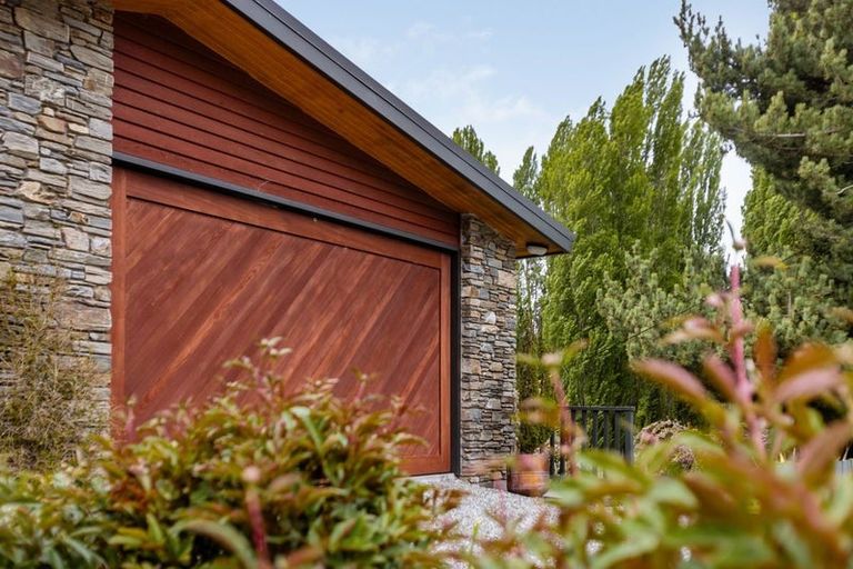 Photo of property in 3 Kinnibeg Street, Albert Town, Wanaka, 9305