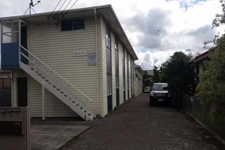 Photo of property in 7/36 Leighton Avenue, Waiwhetu, Lower Hutt, 5010