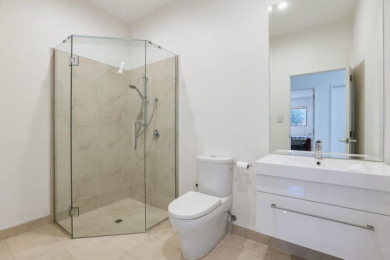 Photo of property in 320 Cannon Hill Crescent, Mount Pleasant, Christchurch, 8081