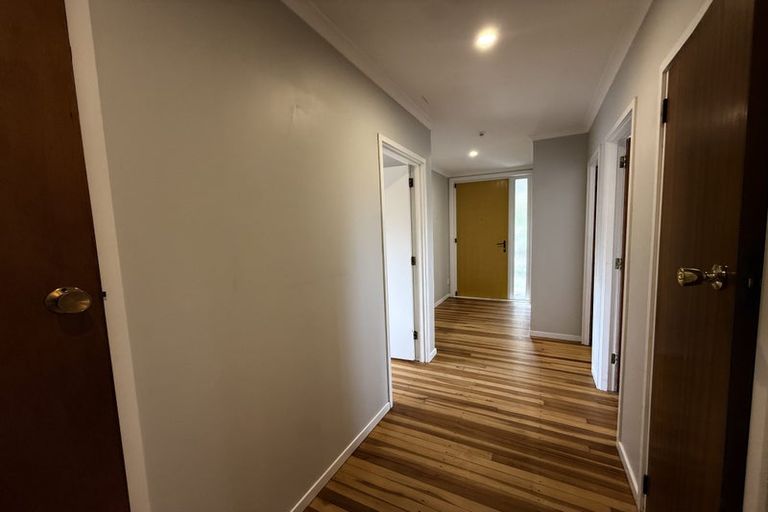Photo of property in 87 Taurus Crescent, Beach Haven, Auckland, 0626